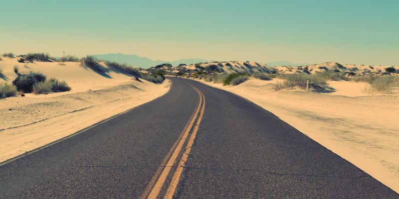 从手机评测到汽车革命：人工智能与固态电池技术如何颠覆出行未来