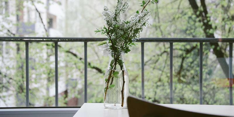 卫星互联网新纪元：低轨星座如何赋能笔记本电脑与数码产品，重塑全球连接