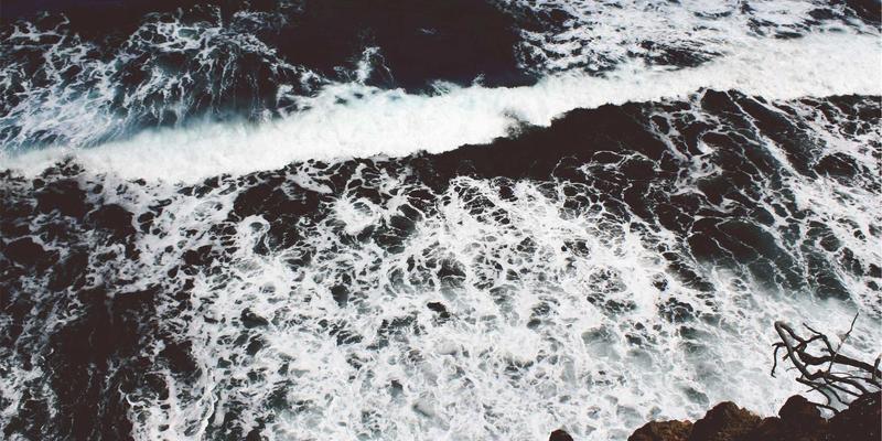 数字孪生技术深度应用：从智能制造到智慧城市的全生命周期管理，以智能硬件NOTE XA HSR笔记本电脑为例