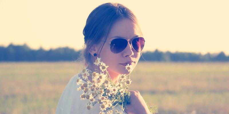 智能硬件新浪潮：数码产品如何重塑生活，手机评测揭示未来趋势